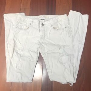 AMERICAN EAGLE JEANS!!!